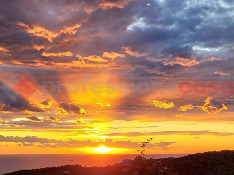 Casa Indipendente in Vendita a Livorno, 480'000&euro;, 234 m²