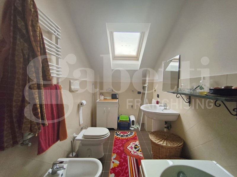 Villa in Vendita a Capua, 195'000&euro;, 329 m²