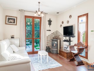 Casa Indipendente in Vendita a Gavardo, zona Soprazocco, 260'000&euro;, 115 m²