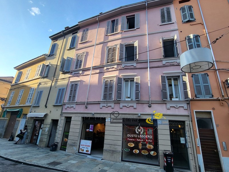 Monolocale in Affitto a Parma, zona Parma Centro, 500€, 30 m², arredato