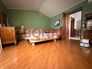 Casa Semi Indipendente in Vendita a Sarzana, 360'000&euro;, 227 m²