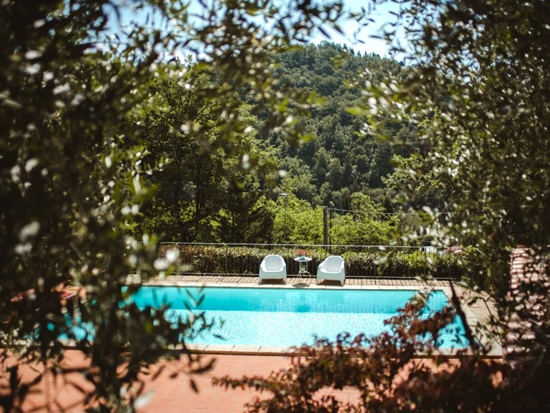 Casa Indipendente in Vendita a Prato, 650'000&euro;, 220 m²