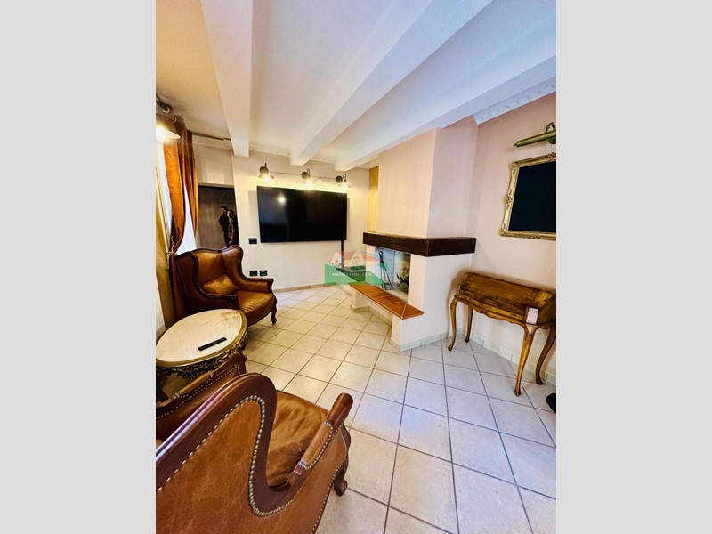 Casa Semi Indipendente in Vendita a Ravenna, 670'000&euro;, 280 m², arredato, con Box