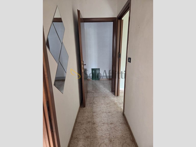 Trilocale in Affitto a Chieri, zona Centro, 380&euro;, 50 m²