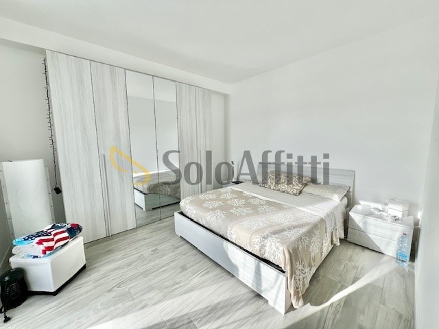 Bilocale in Affitto a Bari, zona Molo San Cataldo, 1'000€, 50 m², arredato