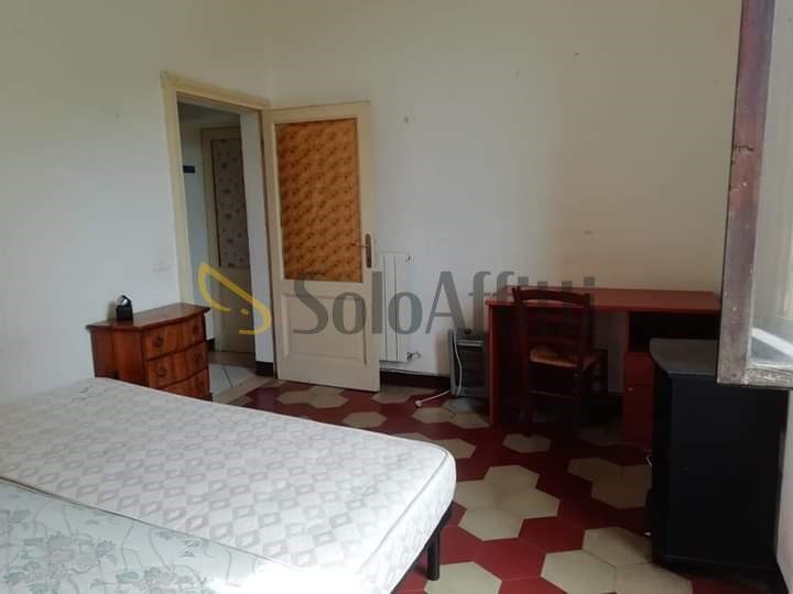 Stanza in Affitto a Siena, zona Ravacciano, 300€, 65 m², arredato