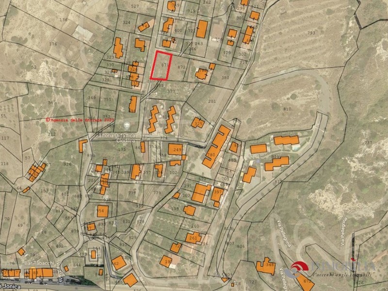 Terreno edificabile in Vendita a San Lorenzo, 700 m²