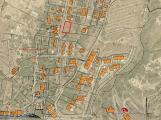 Terreno edificabile in Vendita a San Lorenzo, 700 m²