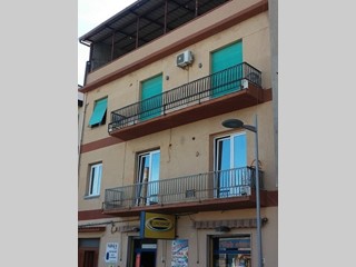 Quadrilocale in Vendita a Melito di Porto Salvo, 150 m²