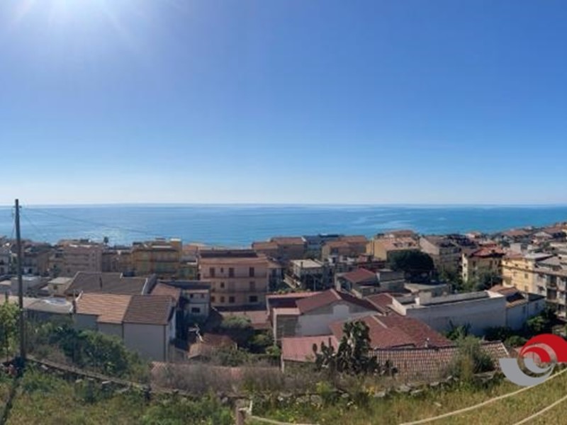 Appartamento in Vendita a Brancaleone, 150 m²