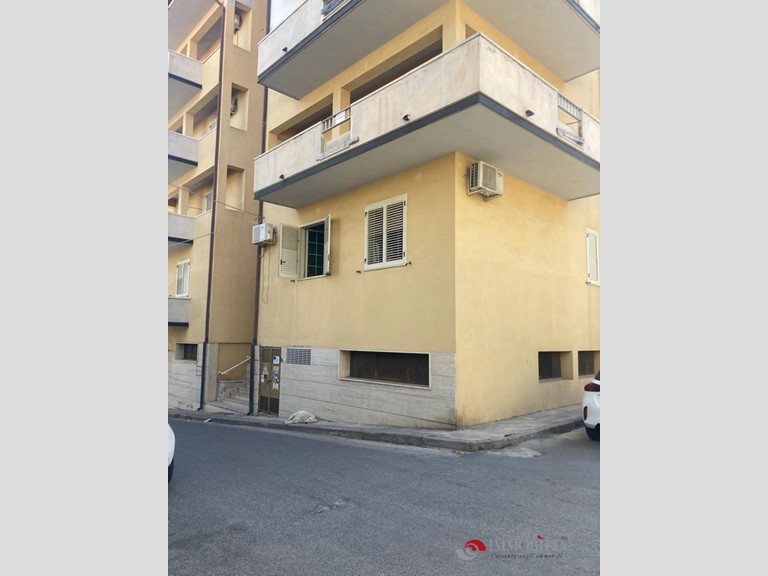 Appartamento in Vendita a Bova Marina, 150 m²