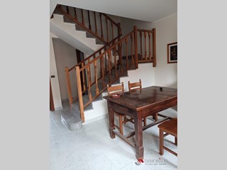 Casa Indipendente in Vendita a Roghudi, 85 m²