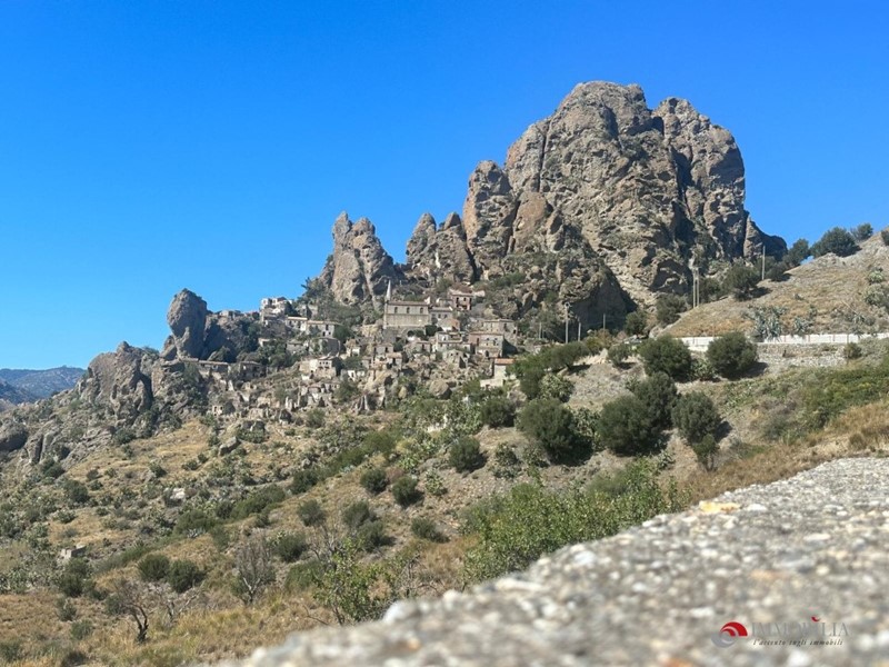 Casa Indipendente in Vendita a Melito di Porto Salvo, 150 m²