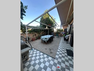 Casa Semi Indipendente in Vendita a Melito di Porto Salvo, 80 m²