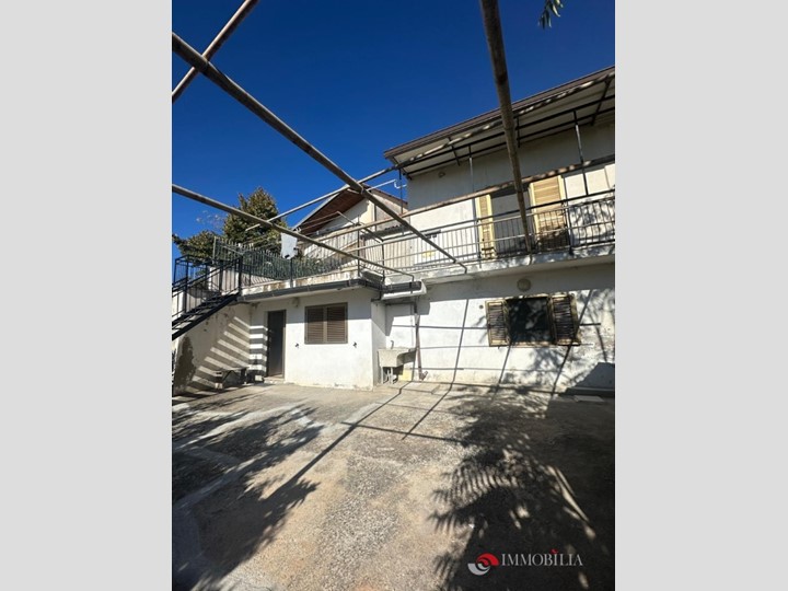 Casa Indipendente in Vendita a San Lorenzo, 120 m²