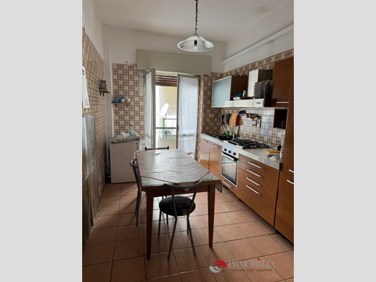 Quadrilocale in Vendita a Reggio Calabria, 180 m²