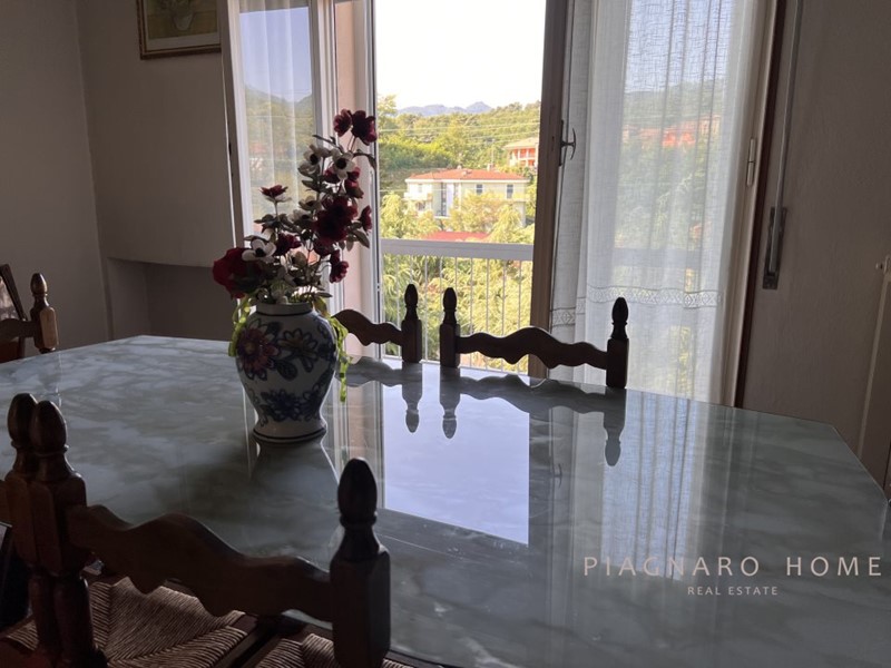 Appartamento in Vendita a Pontremoli, 90'000€, 123 m²