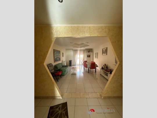 Appartamento in Vendita a Melito di Porto Salvo, 193 m²