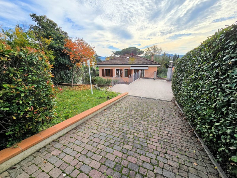 Villa in Vendita a Montopoli in Val d'Arno, 320'000&euro;, 130 m²