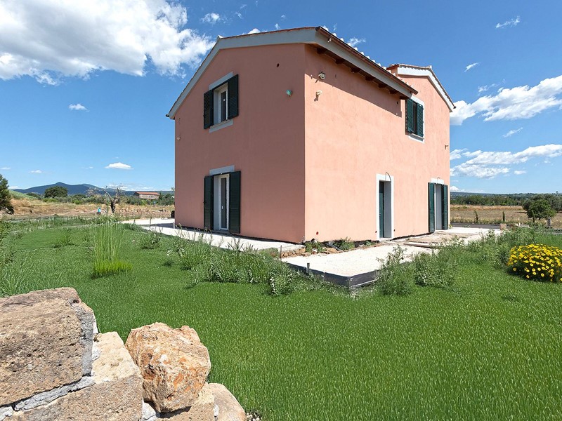 Villa in Vendita a Viterbo, 490'000&euro;, 305 m²
