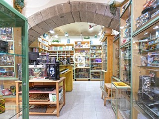 Immobile commerciale in Affitto a Viterbo, 450€, 100 m²