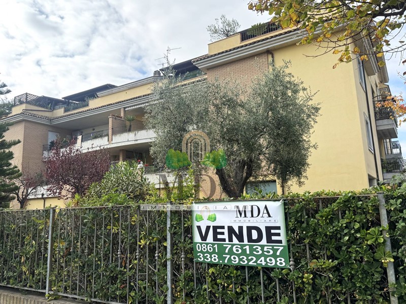 Appartamento in Vendita a Martinsicuro, 220'000&euro;, 119 m²