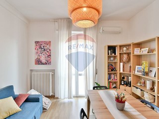 Bilocale in Vendita a Seregno, 115'000€, 63 m²