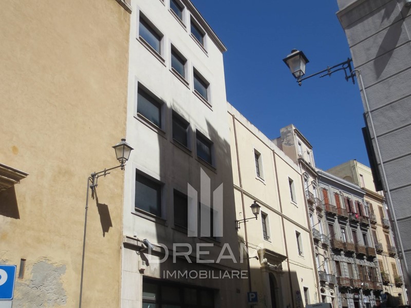 Appartamento in Vendita a Cagliari, 790'000€, 500 m²