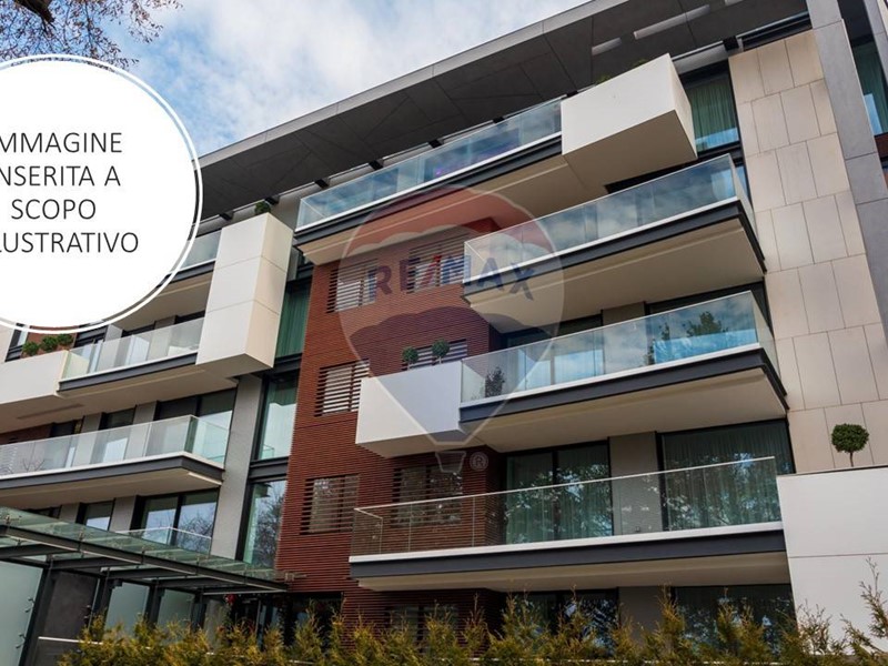 Appartamento in Vendita a Catania, 90'405&euro;, 143 m²