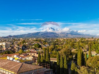 Trilocale in Vendita a Gravina di Catania, 120'000€, 99 m²