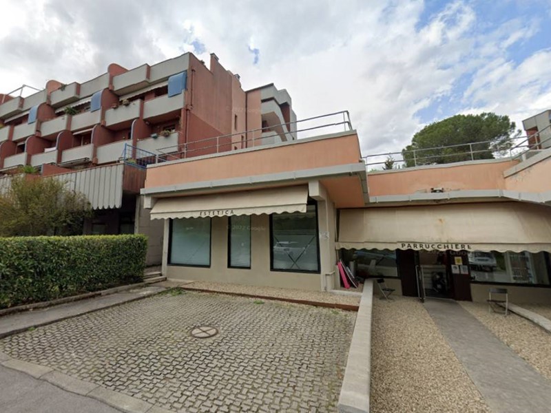 Immobile commerciale in Vendita a Siena, 46'000&euro;, 105 m²