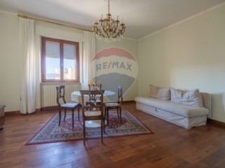 Quadrilocale in Vendita a Cupramontana, 130'000€, 94 m², con Box