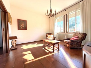 Casa Semi Indipendente in Vendita a Treviso, 260'000€, 230 m²