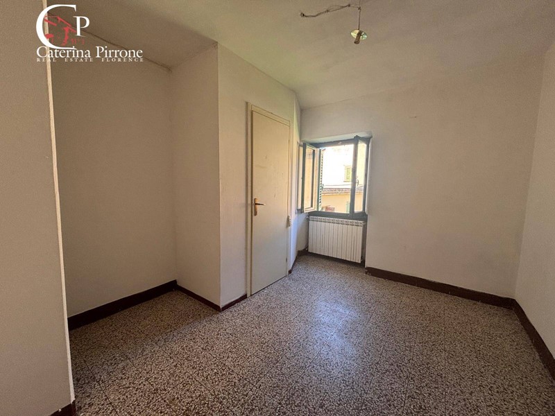 Quadrilocale in Vendita a Pelago, 59'000&euro;, 70 m²