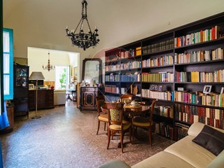 Casa Semi Indipendente in Vendita a Nicolosi, 178'000€, 170 m²