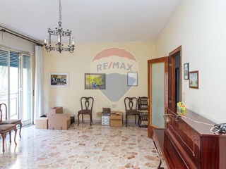 Appartamento in Vendita a Catania, 280'000€, 165 m²