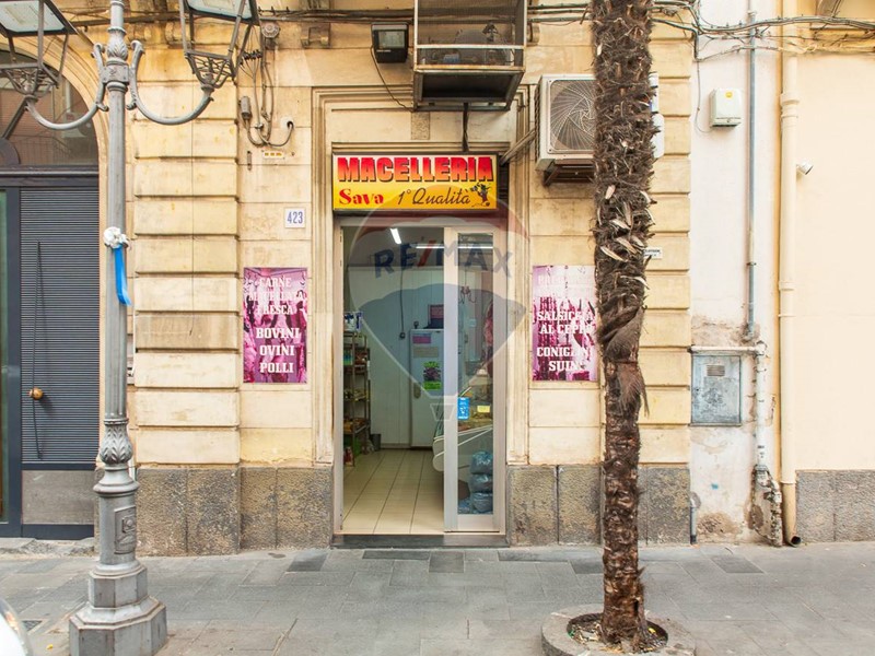 Attività commerciale in Vendita a Misterbianco, 25'000€, 55 m²