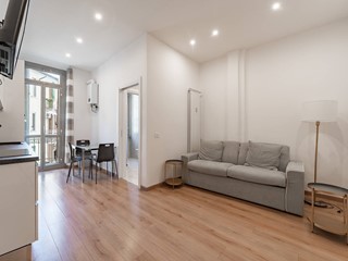 Bilocale in Vendita a Milano, 309'000€, 52 m²