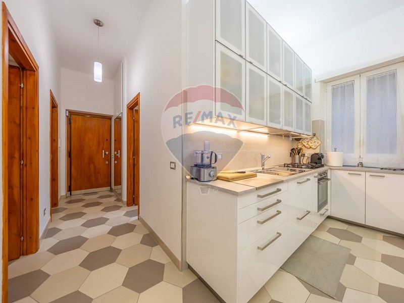 Trilocale in Vendita a Roma, 370'000€, 82 m²
