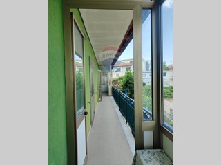 Casa Semi Indipendente in Vendita a Napoli, 270'000&euro;, 180 m²