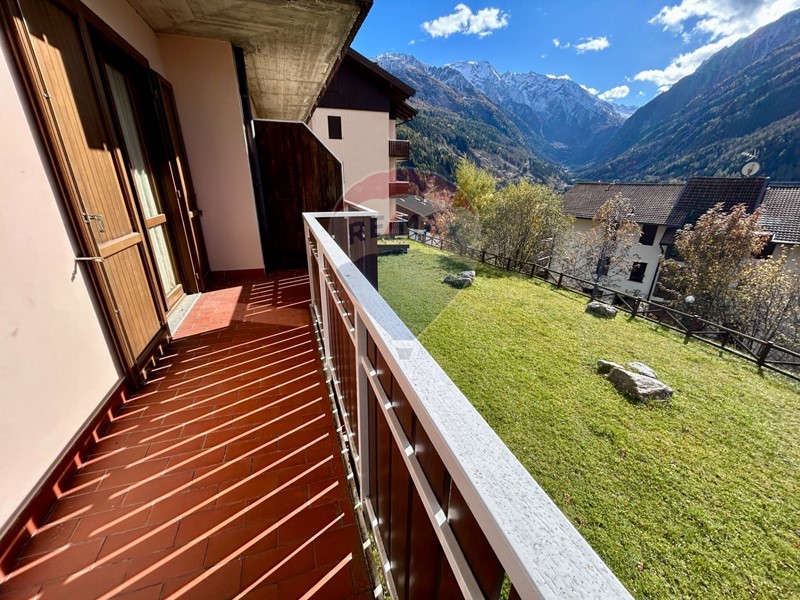 Trilocale in Vendita a Temù, 200'000&euro;, 66 m²