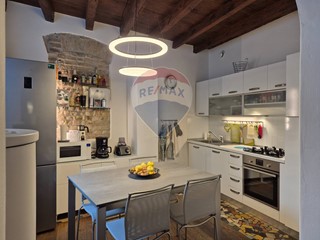 Casa Indipendente in Vendita a Asola, 148'000&euro;, 140 m²