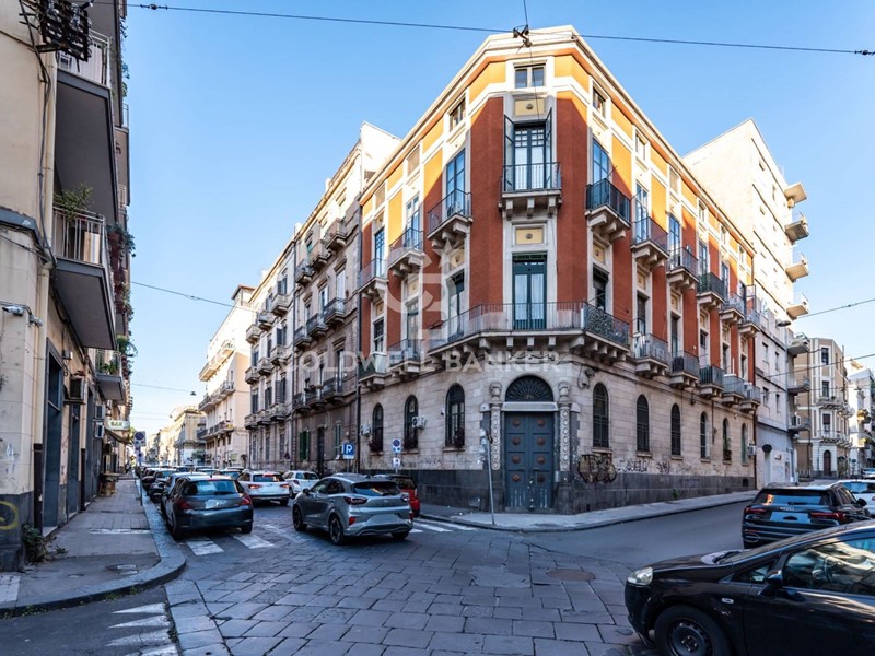 Trilocale in Vendita a Catania, 249'000&euro;, 109 m²