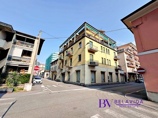 Trilocale in Vendita a Verbania, 150'000€, 72 m²