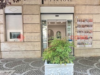 Negozio in Affitto a Fiuggi, 1'200&euro;, 50 m²