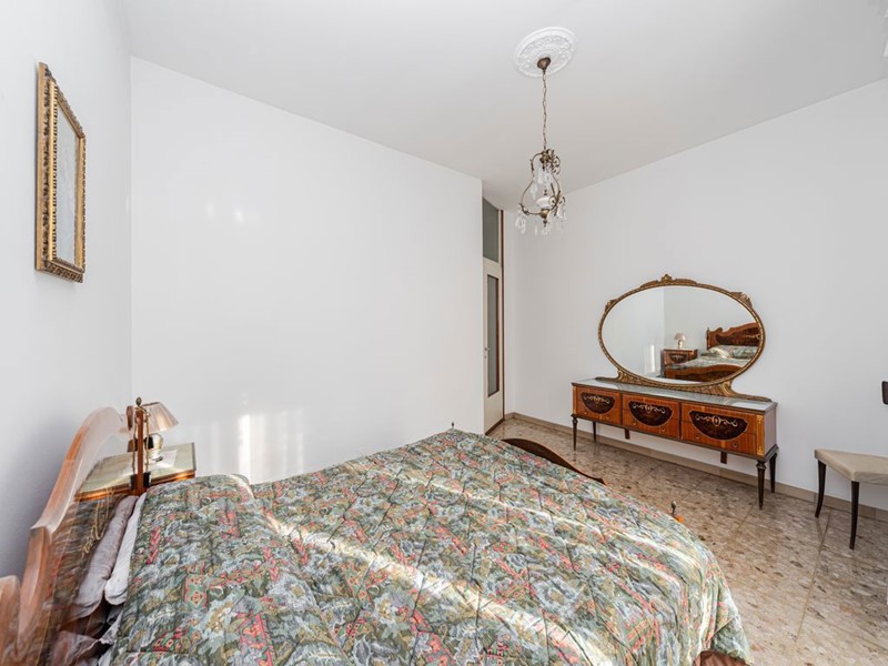 Trilocale in Vendita a Cinisello Balsamo, 190'000€, 80 m², arredato