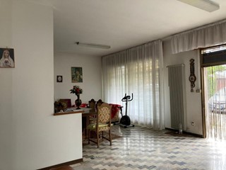Casa Indipendente in Vendita a Corbola, 98'000€, 207 m²