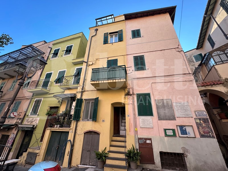 Bilocale in Vendita a Sanremo, 78'000&euro;, 45 m², arredato