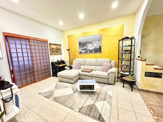 Trilocale in Vendita a Rivoli, 129'000&euro;, 70 m²