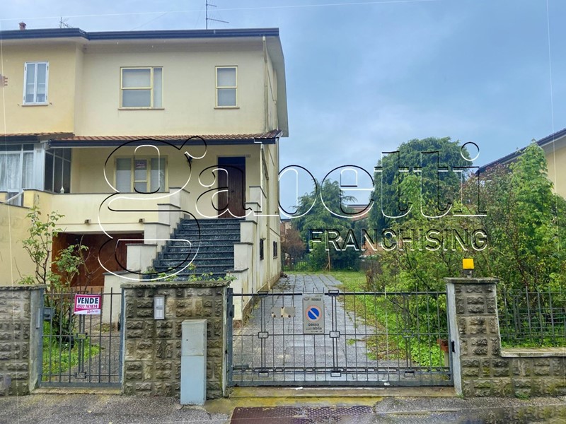 Casa Indipendente in Vendita a Tresignana, 89'000&euro;, 120 m²